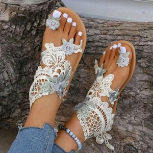 New Arrival Summer Cross-Border Women's Flat Sandals With Strap And Flower Decor